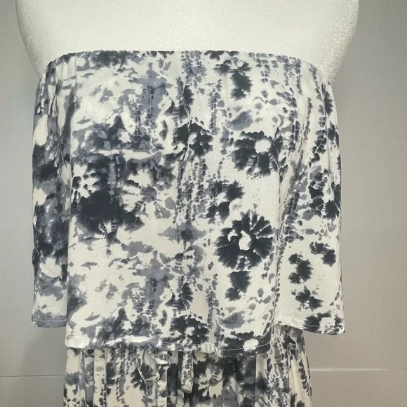 Japna Blue Gray and White Strapless Sundress Resort Wear - Picture 4 of 8